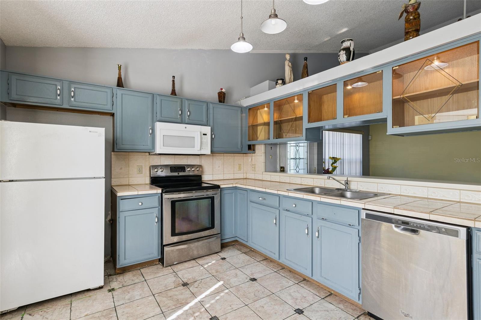 Image 6 of 17 For 5147 Rebecca Court