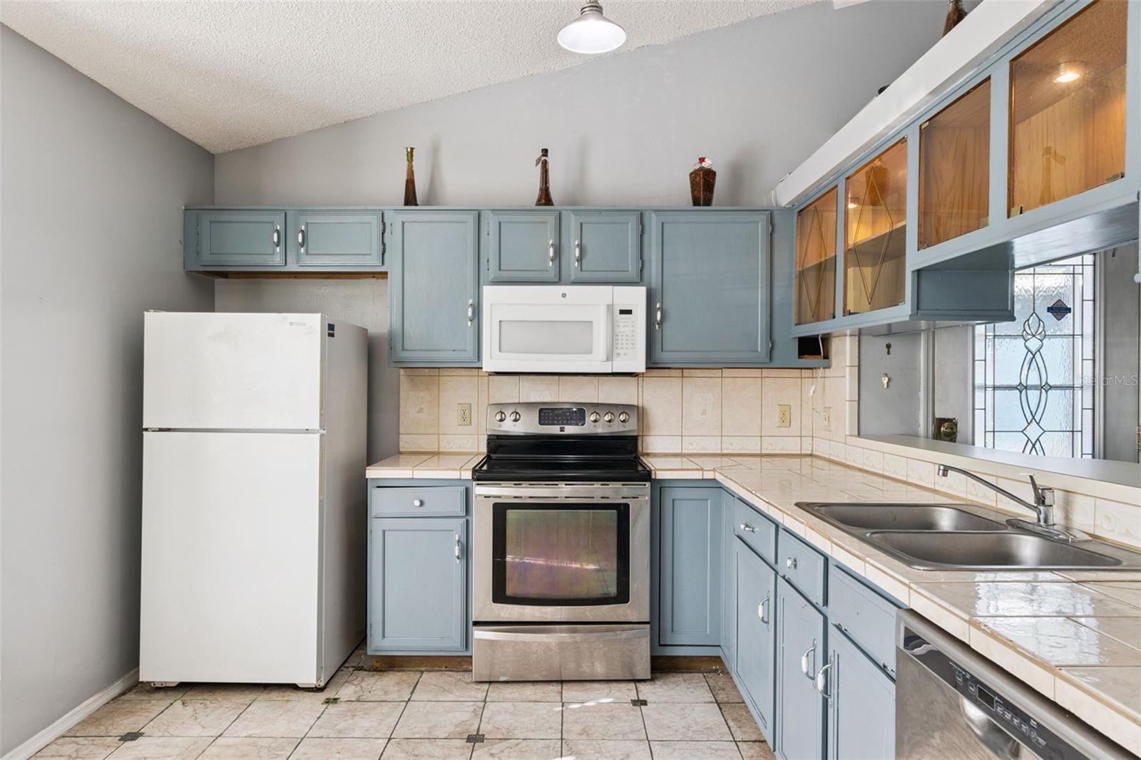 Image 8 of 17 For 5147 Rebecca Court