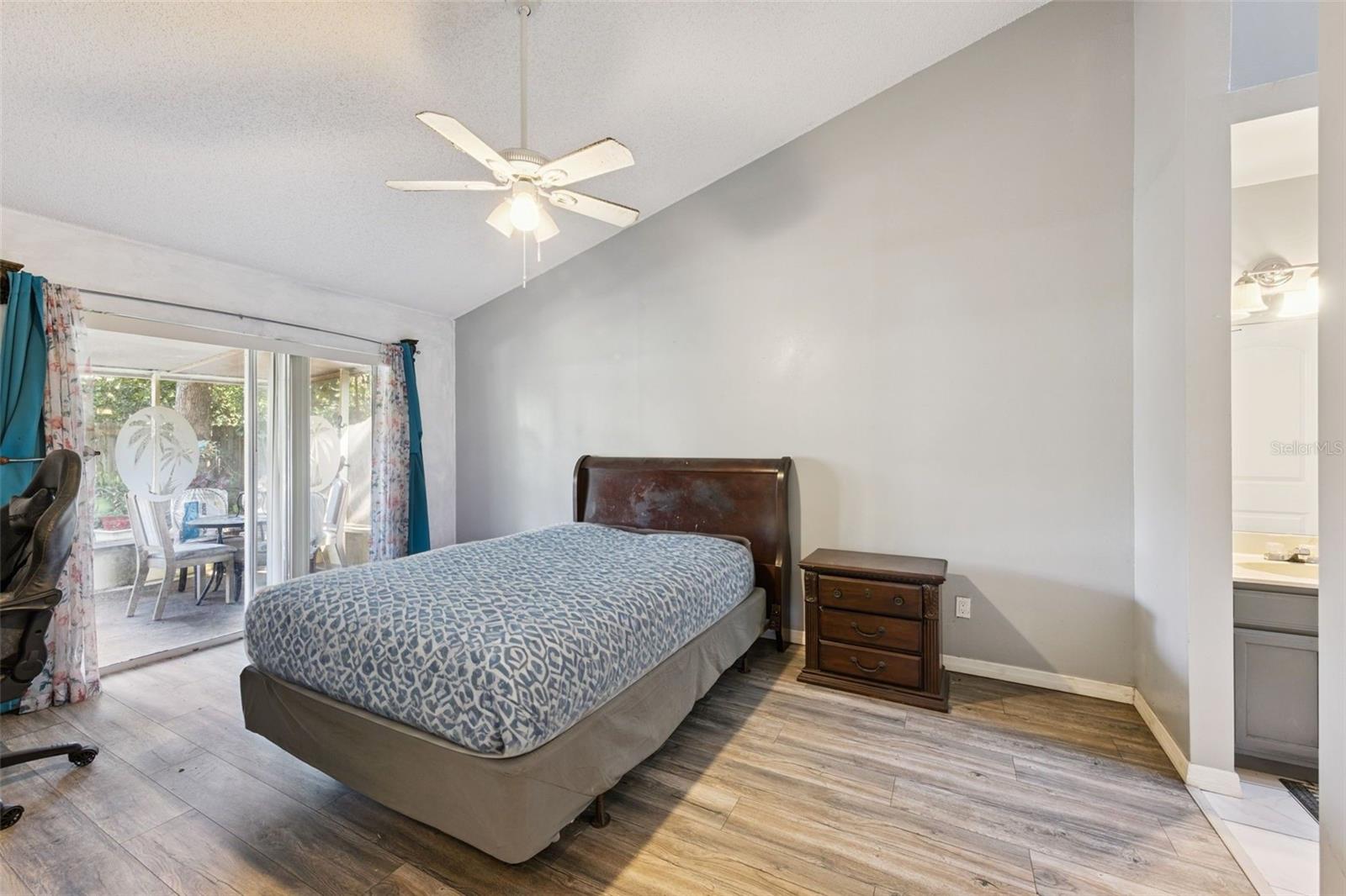 Image 9 of 17 For 5147 Rebecca Court