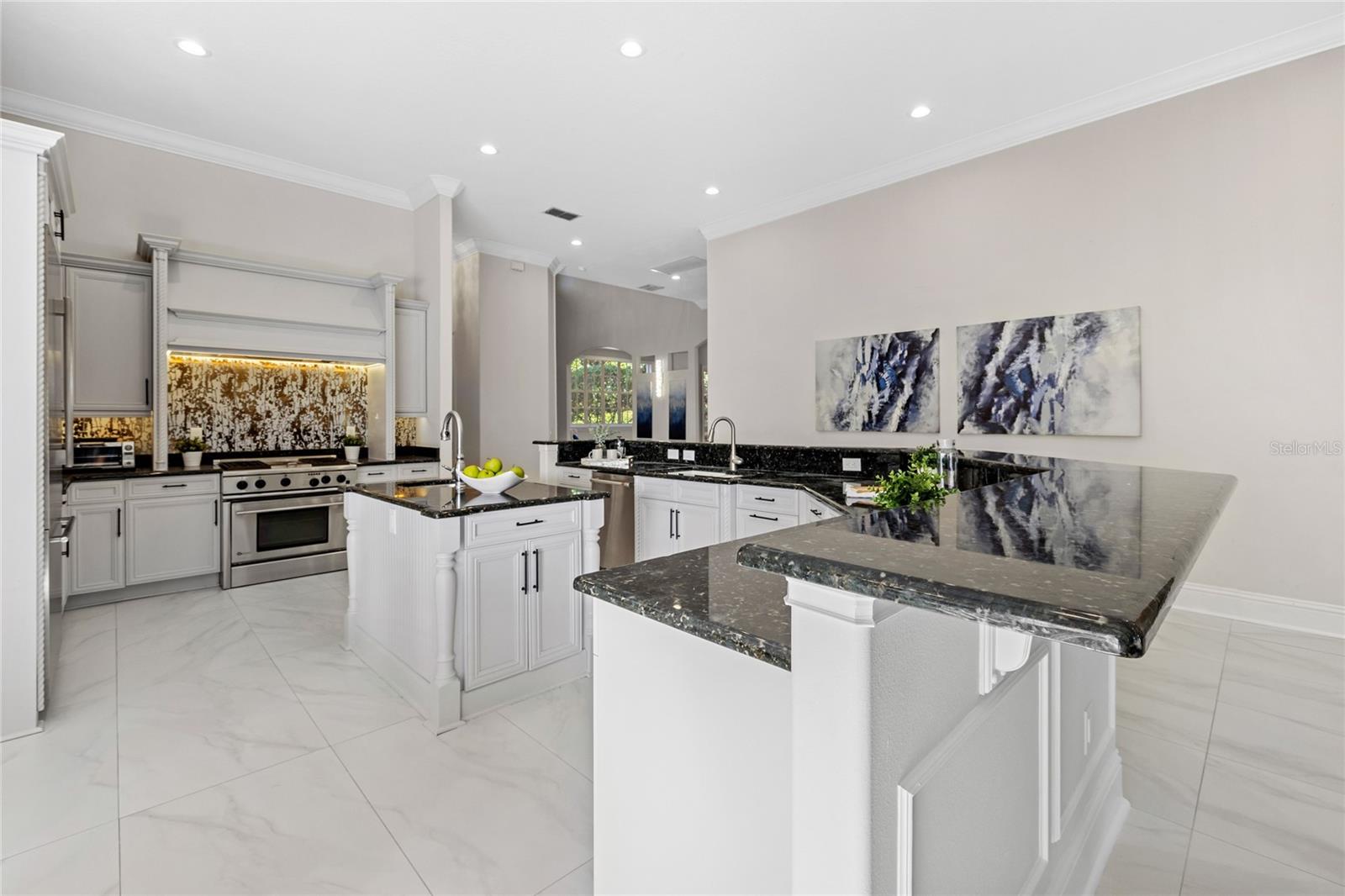 Image 17 of 90 For 6288 Blakeford Drive