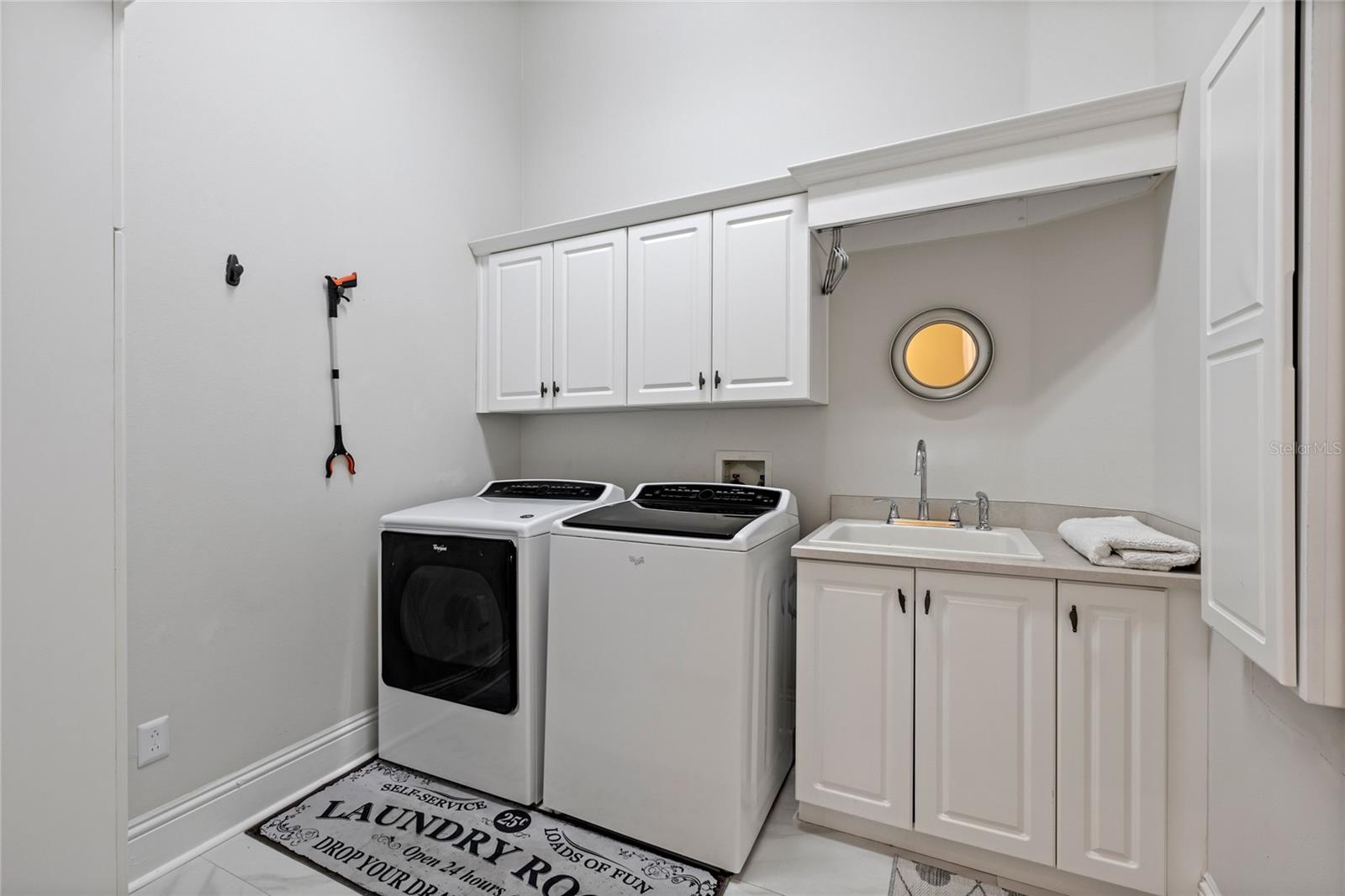 Image 69 of 90 For 6288 Blakeford Drive