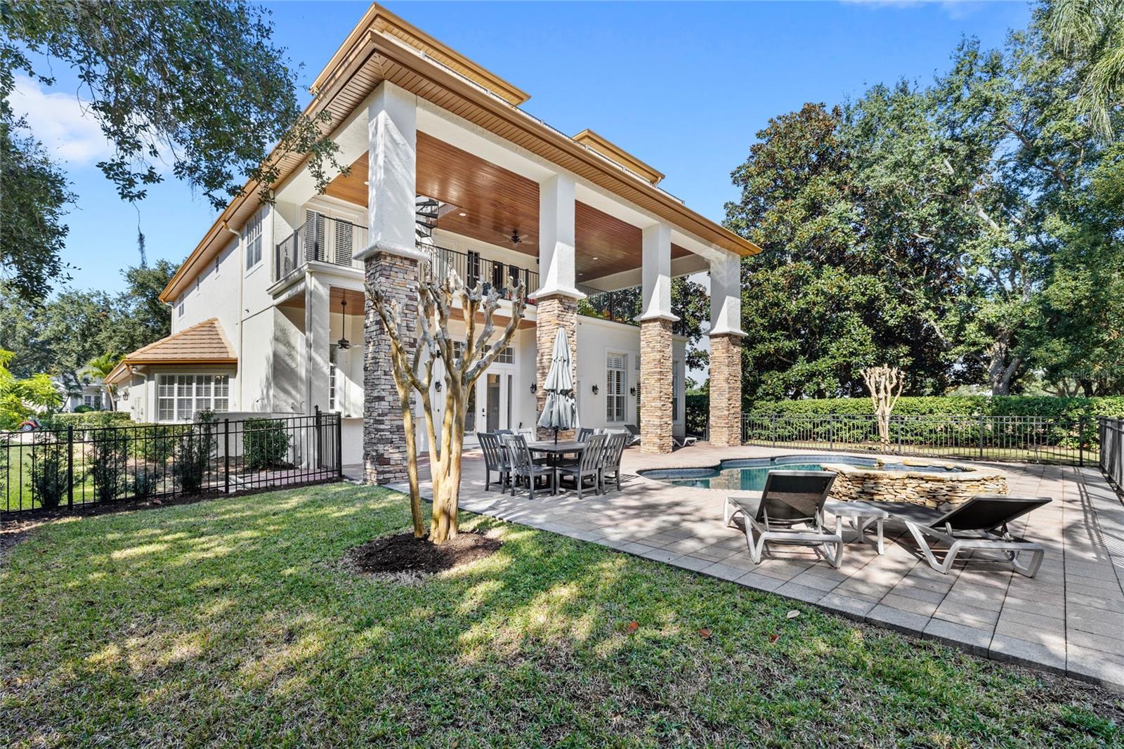 Image 73 of 90 For 6288 Blakeford Drive