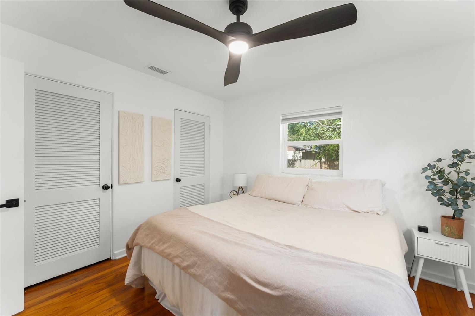 Image 17 of 28 For 2005 Virginia Drive