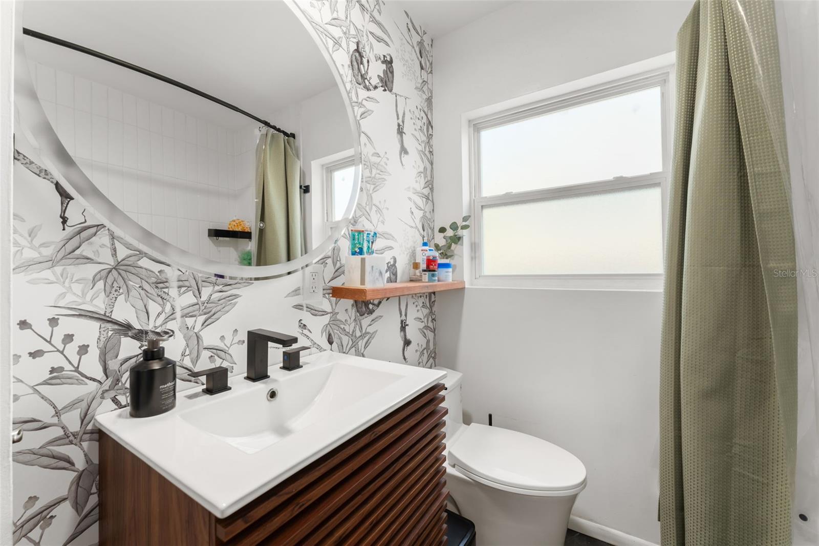 Image 20 of 28 For 2005 Virginia Drive