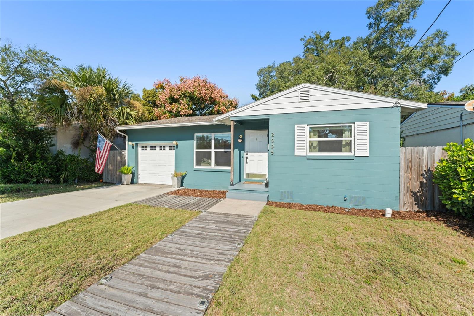 Image 28 of 28 For 2005 Virginia Drive