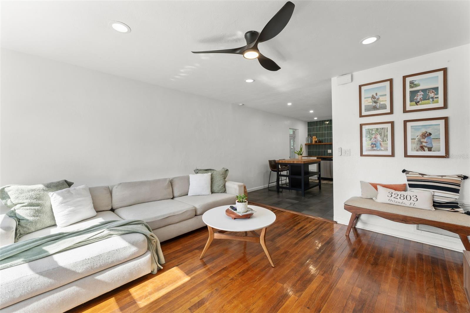 Image 3 of 28 For 2005 Virginia Drive