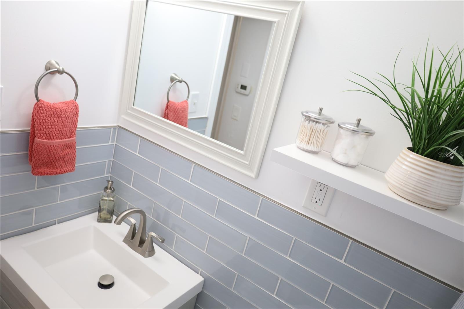 Image 18 of 61 For 7716 Dartmouth Avenue N