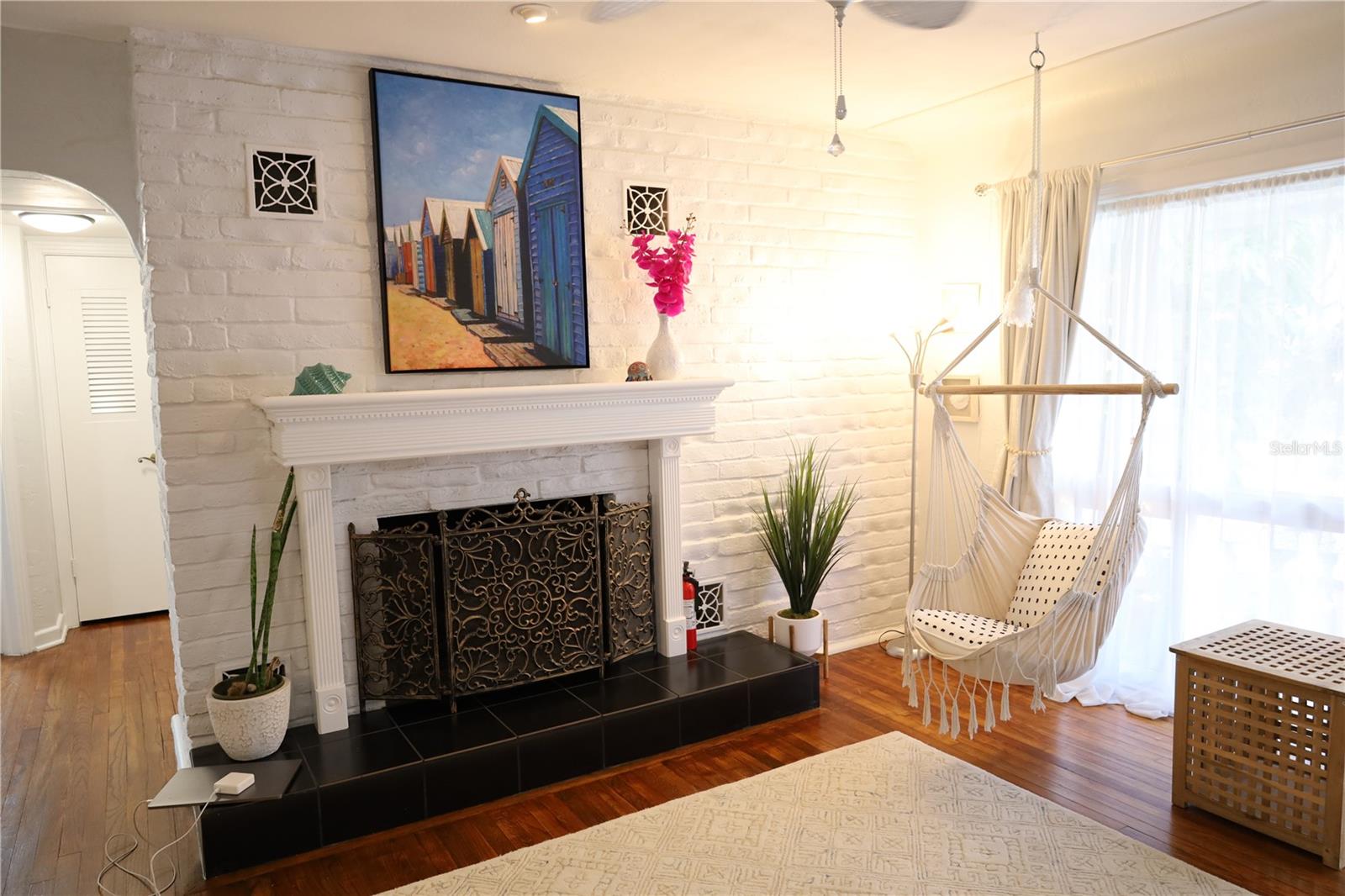 Image 19 of 61 For 7716 Dartmouth Avenue N