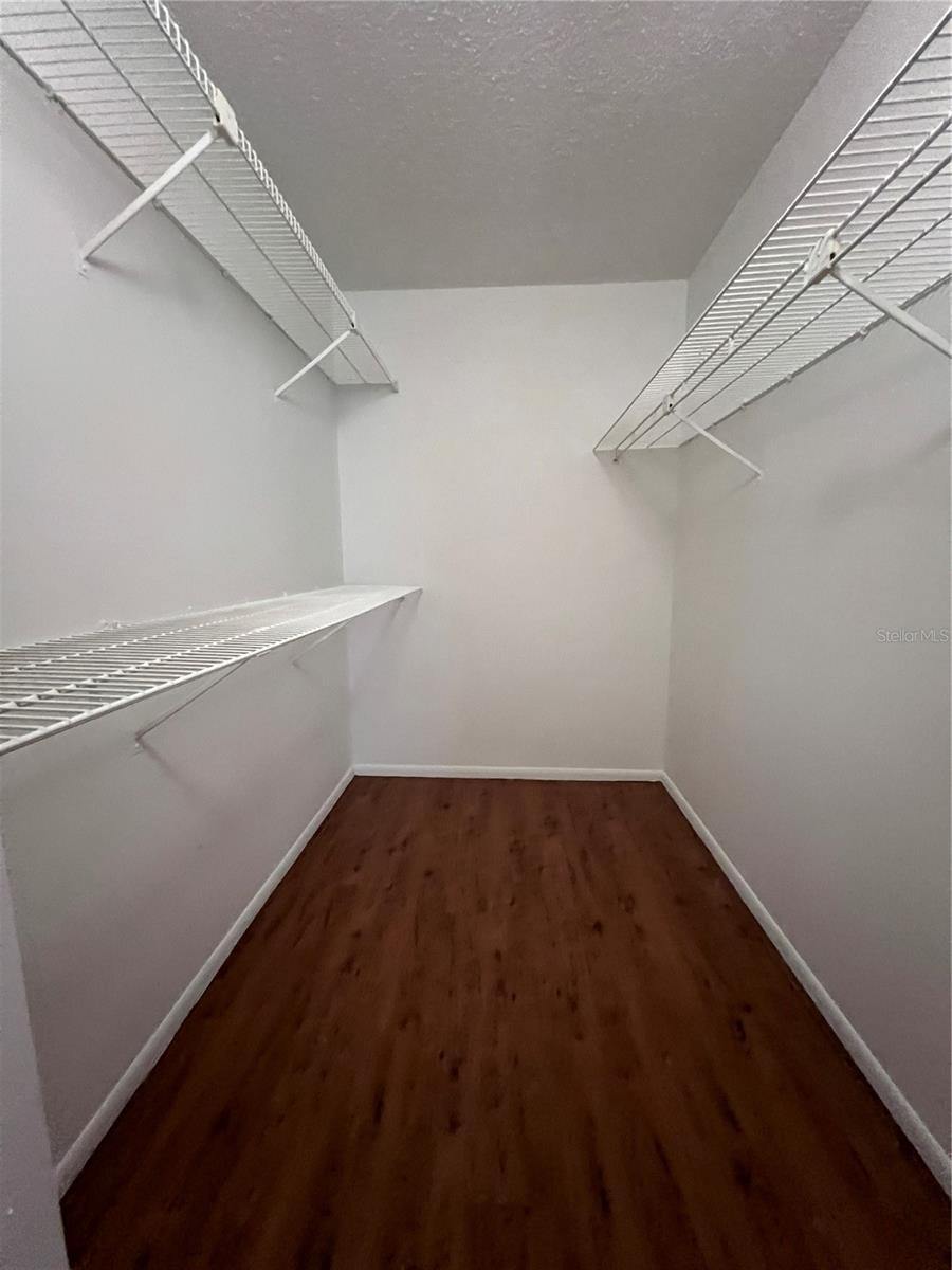 Image 7 of 14 For 643 Dory Lane 202