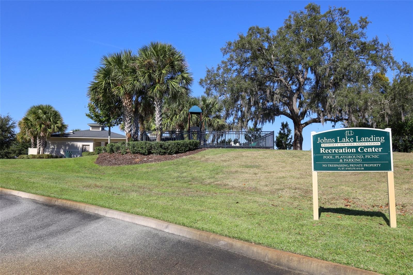 Image 3 of 39 For 16748 Abbey Hill Court