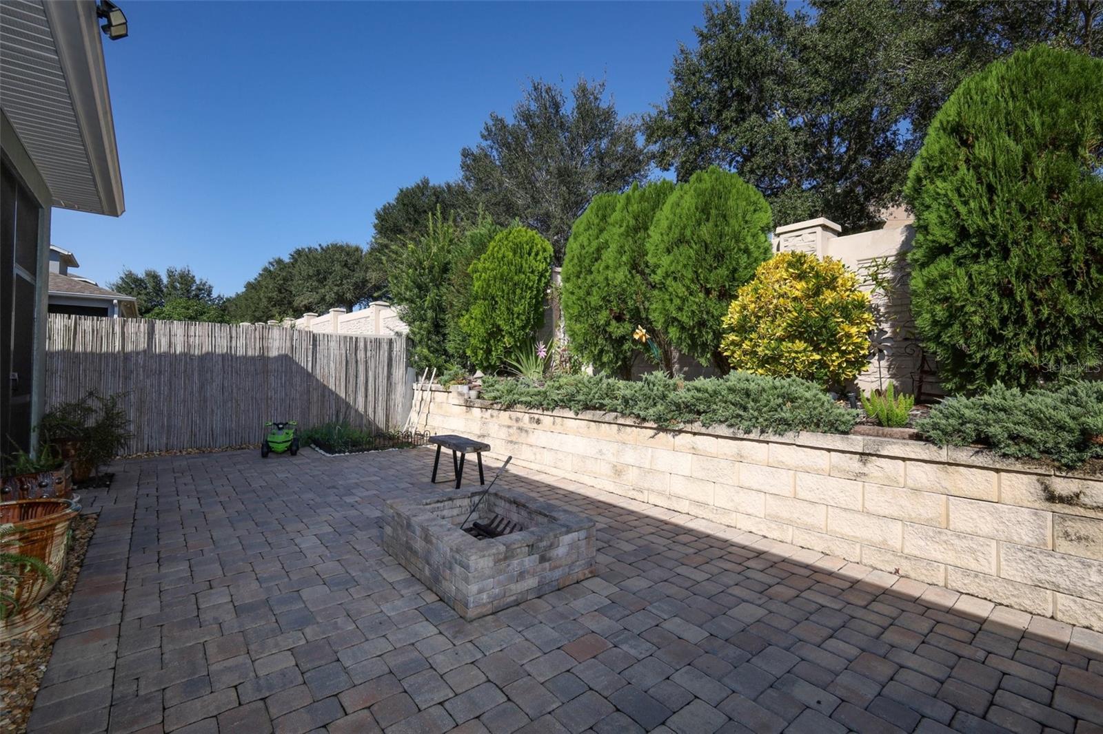 Image 34 of 39 For 16748 Abbey Hill Court