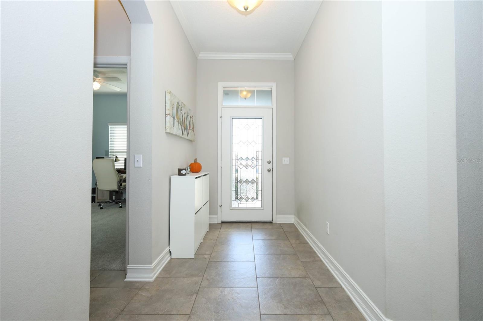 Image 6 of 39 For 16748 Abbey Hill Court