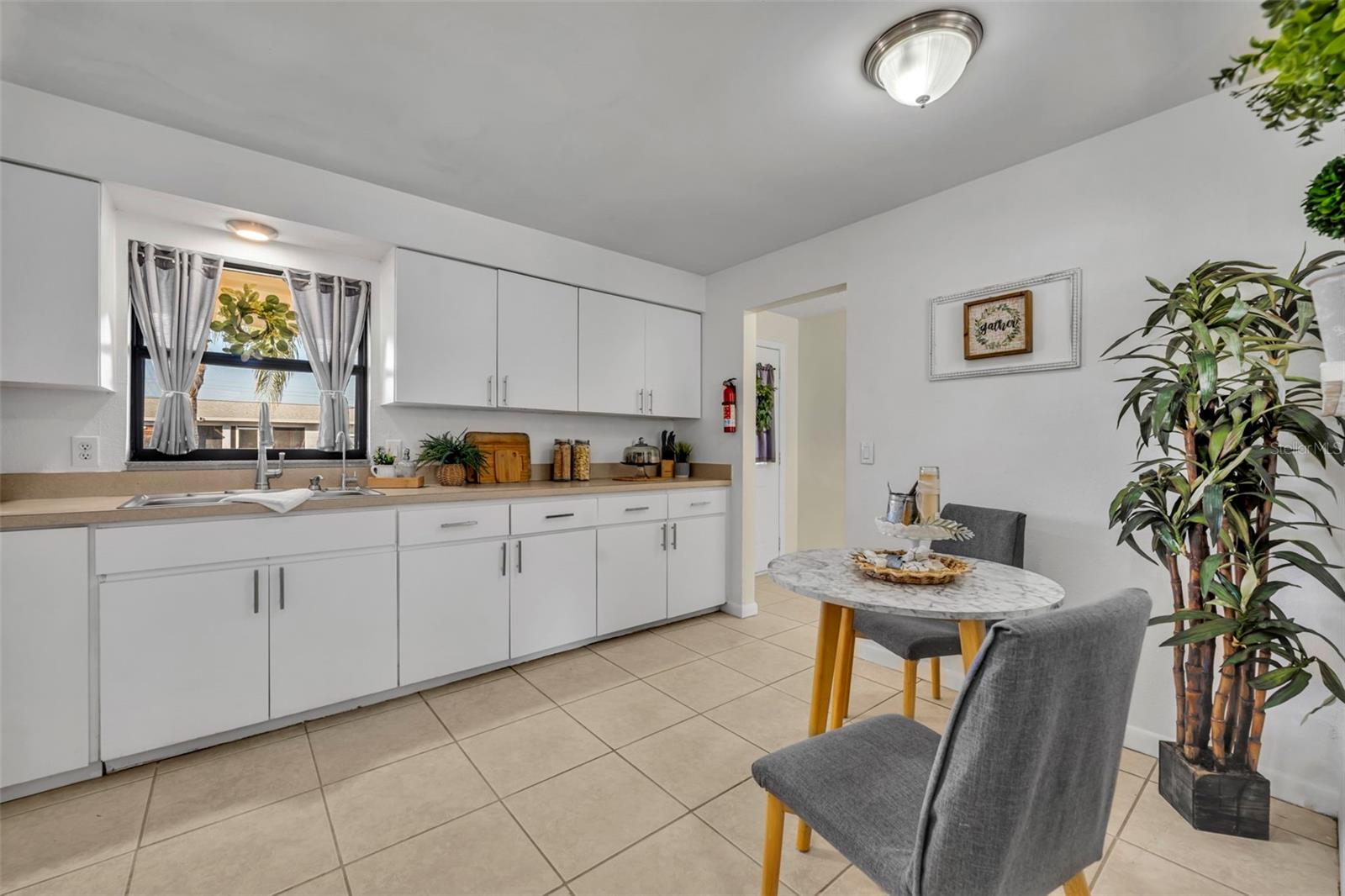 Image 12 of 28 For 965 Grant Road