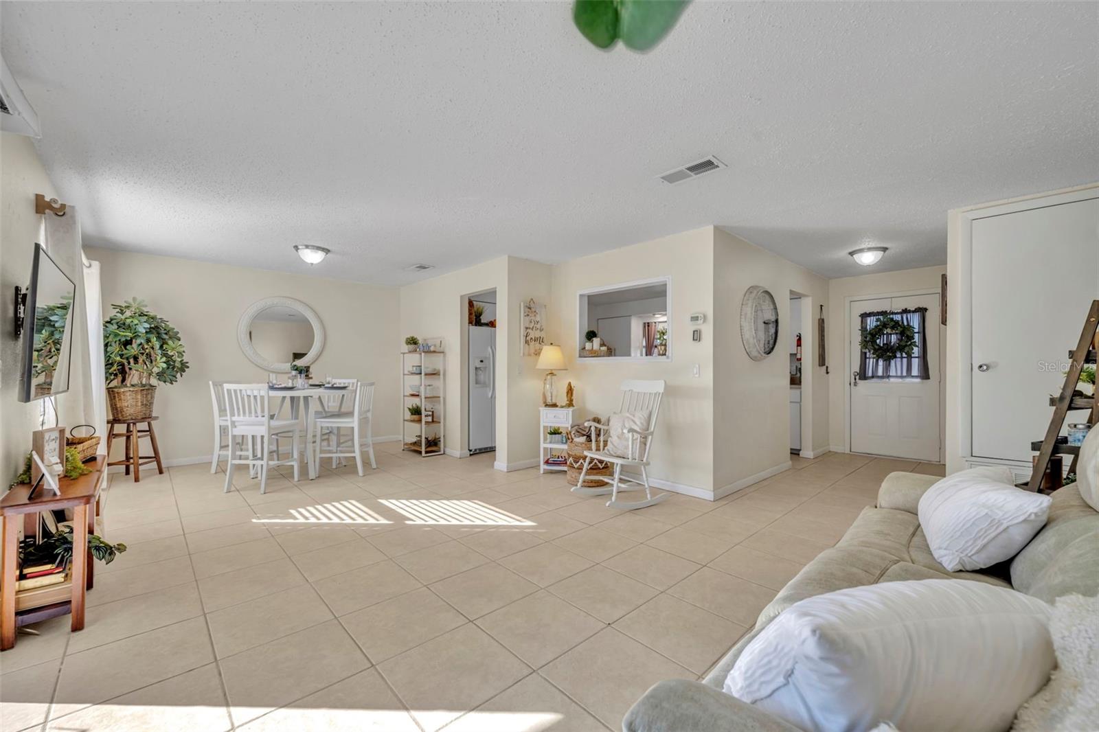 Image 4 of 28 For 965 Grant Road