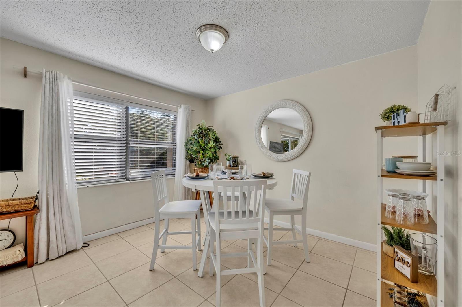 Image 8 of 28 For 965 Grant Road