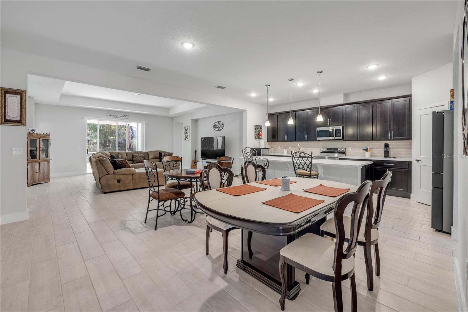 Image 8 of 30 For 3034 Adrian Drive