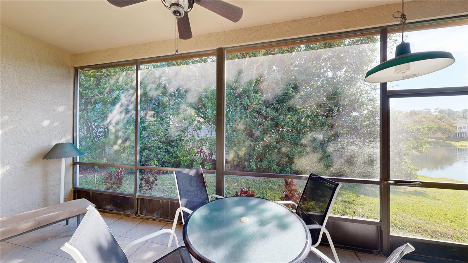 Image 14 of 39 For 8708 Papaya Drive