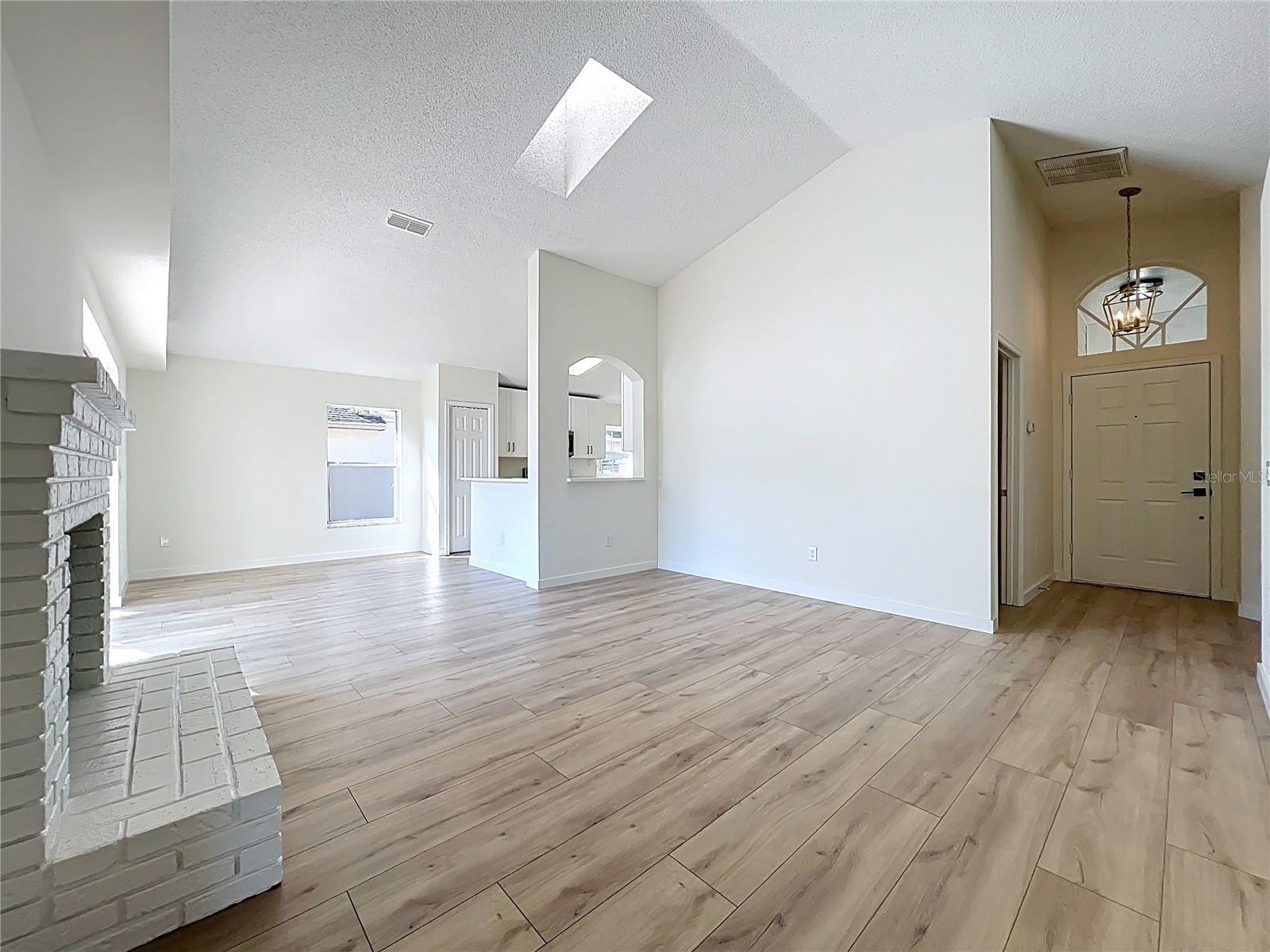 Image 16 of 58 For 8691 Fort Jefferson Boulevard