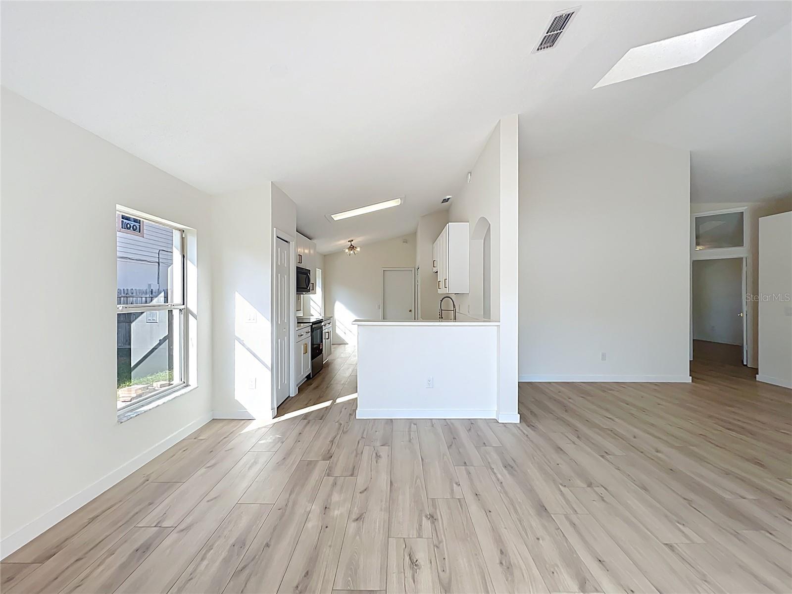 Image 18 of 58 For 8691 Fort Jefferson Boulevard