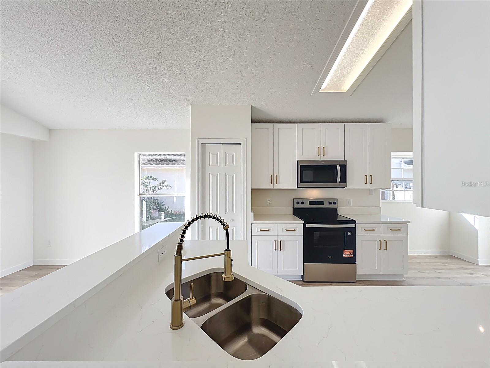 Image 22 of 58 For 8691 Fort Jefferson Boulevard