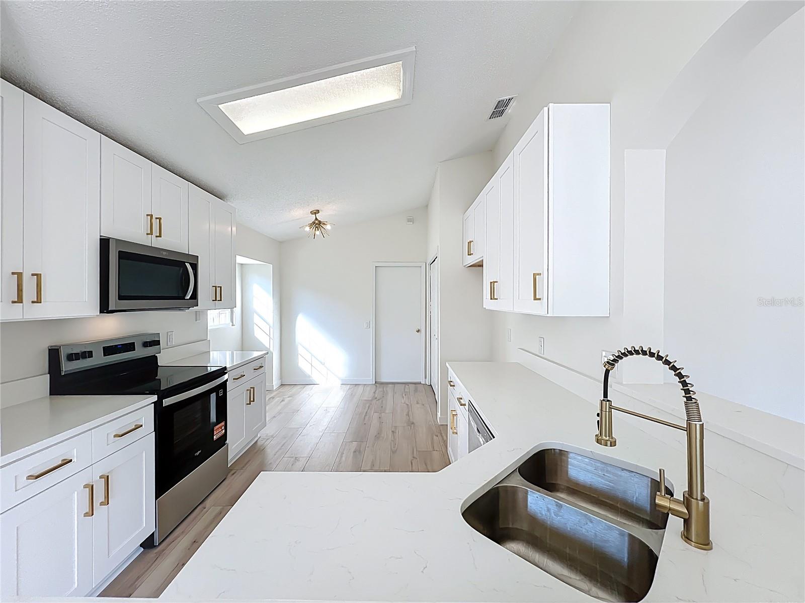 Image 23 of 58 For 8691 Fort Jefferson Boulevard