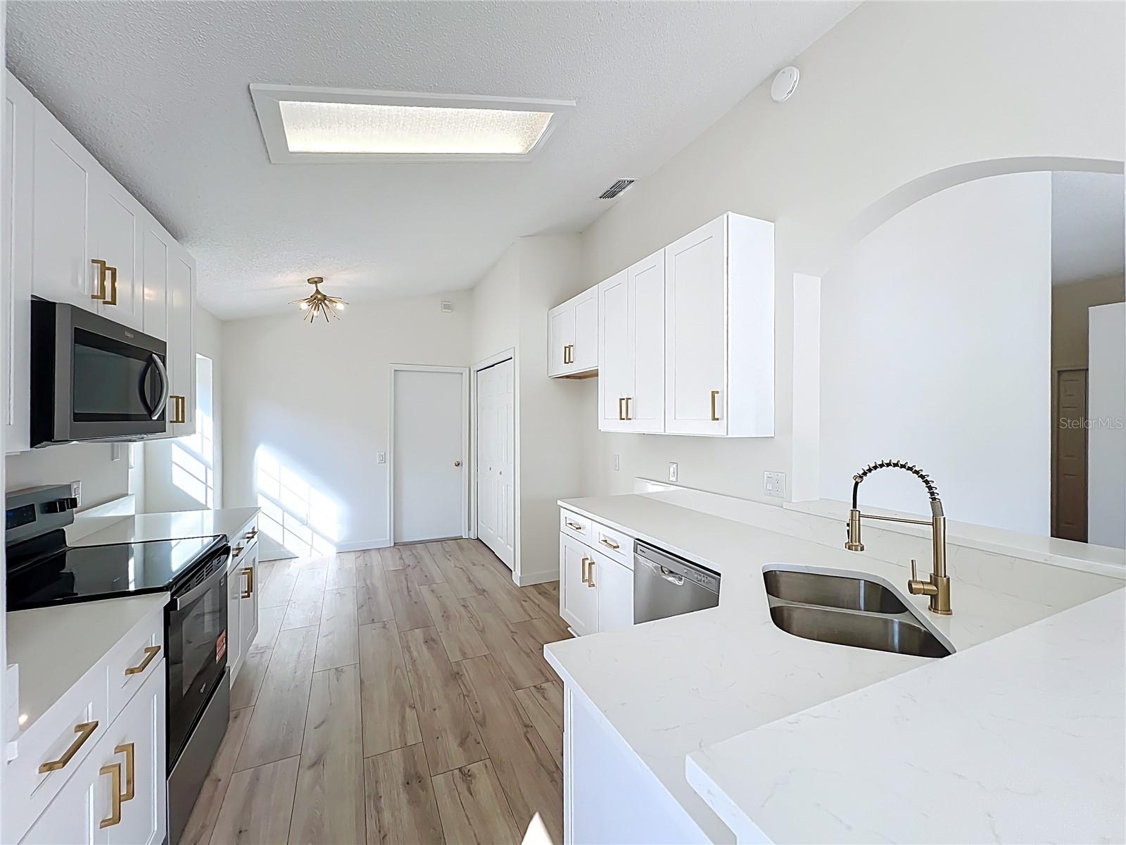 Image 24 of 58 For 8691 Fort Jefferson Boulevard