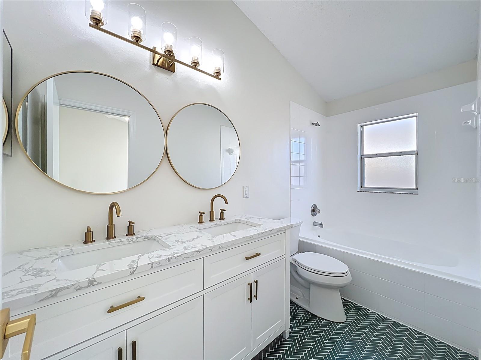 Image 37 of 58 For 8691 Fort Jefferson Boulevard