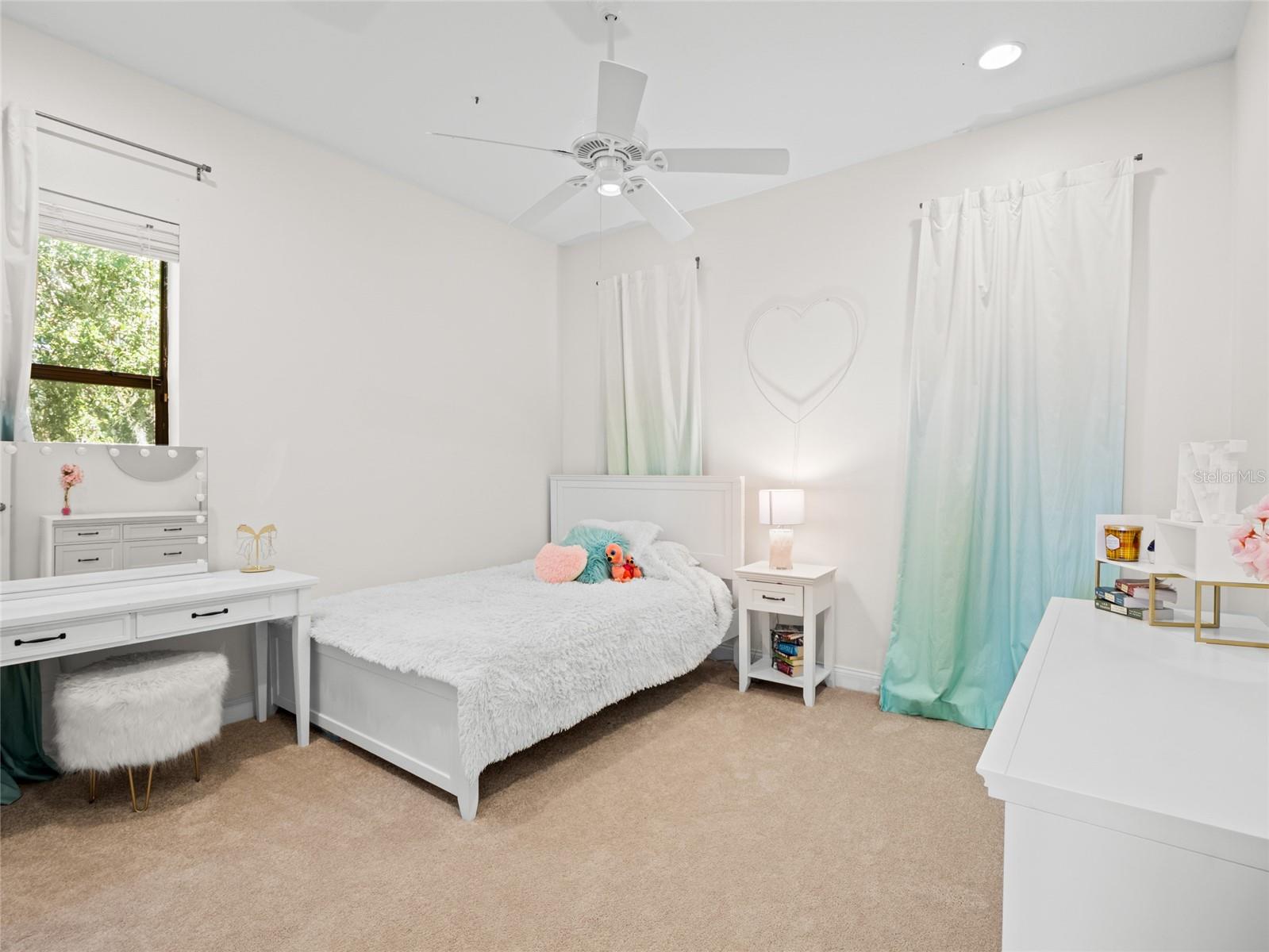 Image 32 of 55 For 1520 Canopy Oaks Court