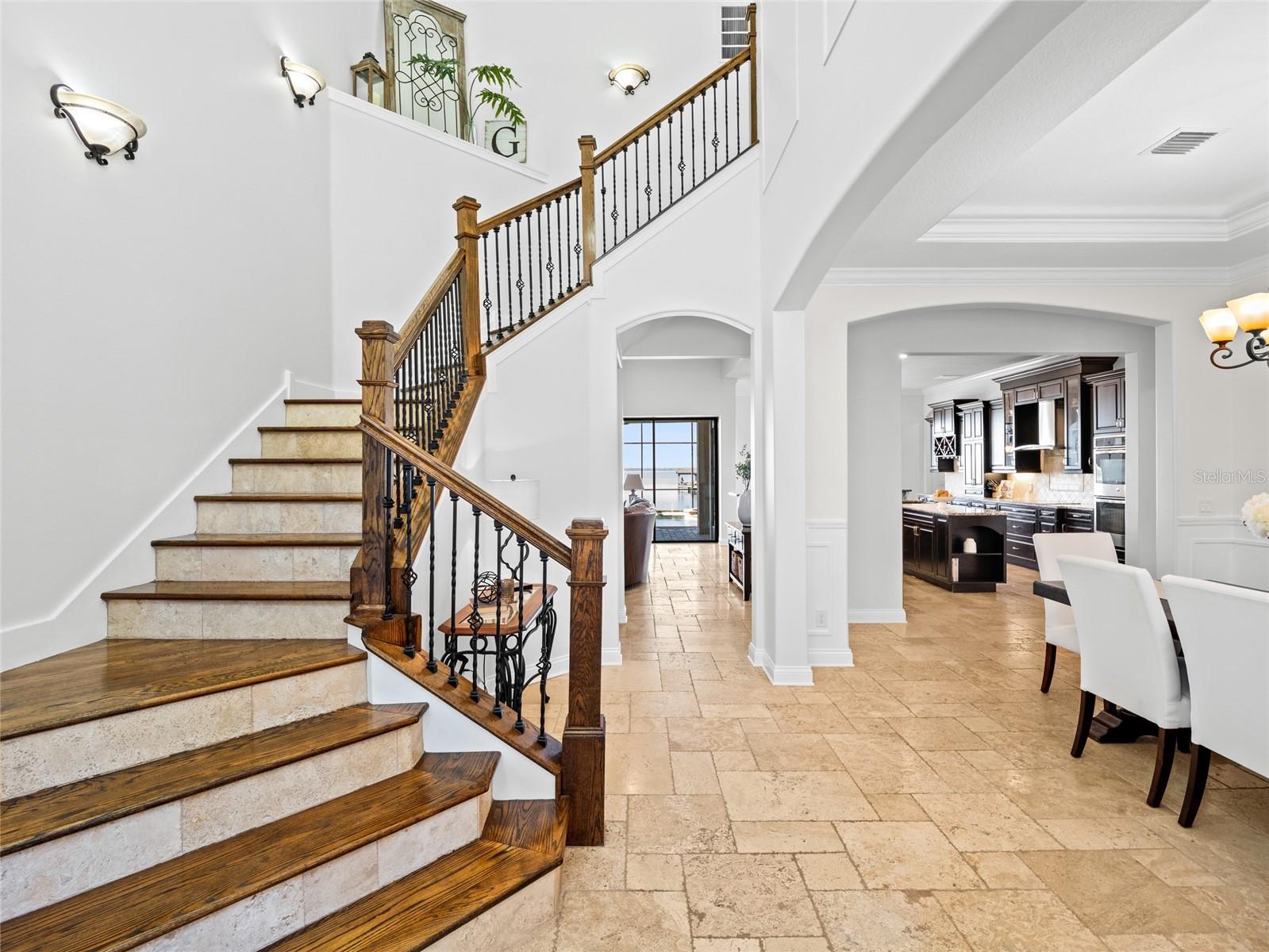 Image 5 of 55 For 1520 Canopy Oaks Court