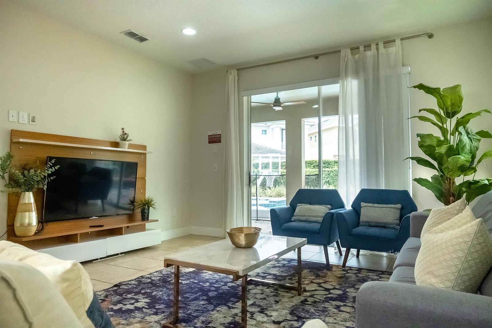 Image 12 of 78 For 7625 Brookhurst Lane