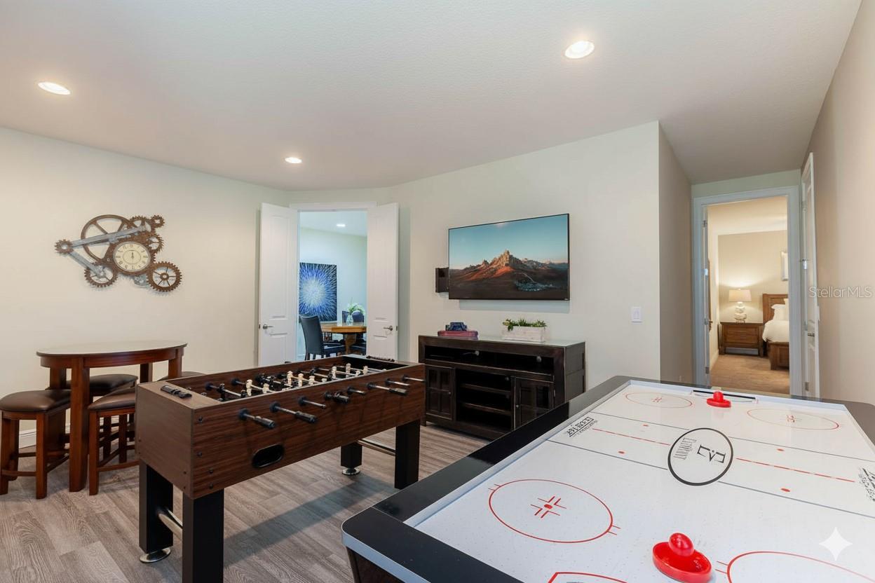 Image 16 of 78 For 7625 Brookhurst Lane