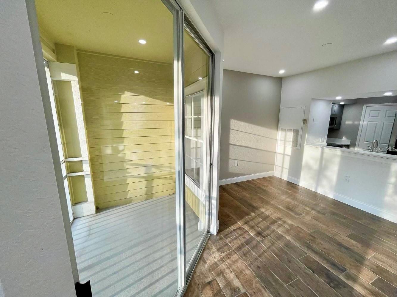 Image 10 of 39 For 5017 City Street 1923