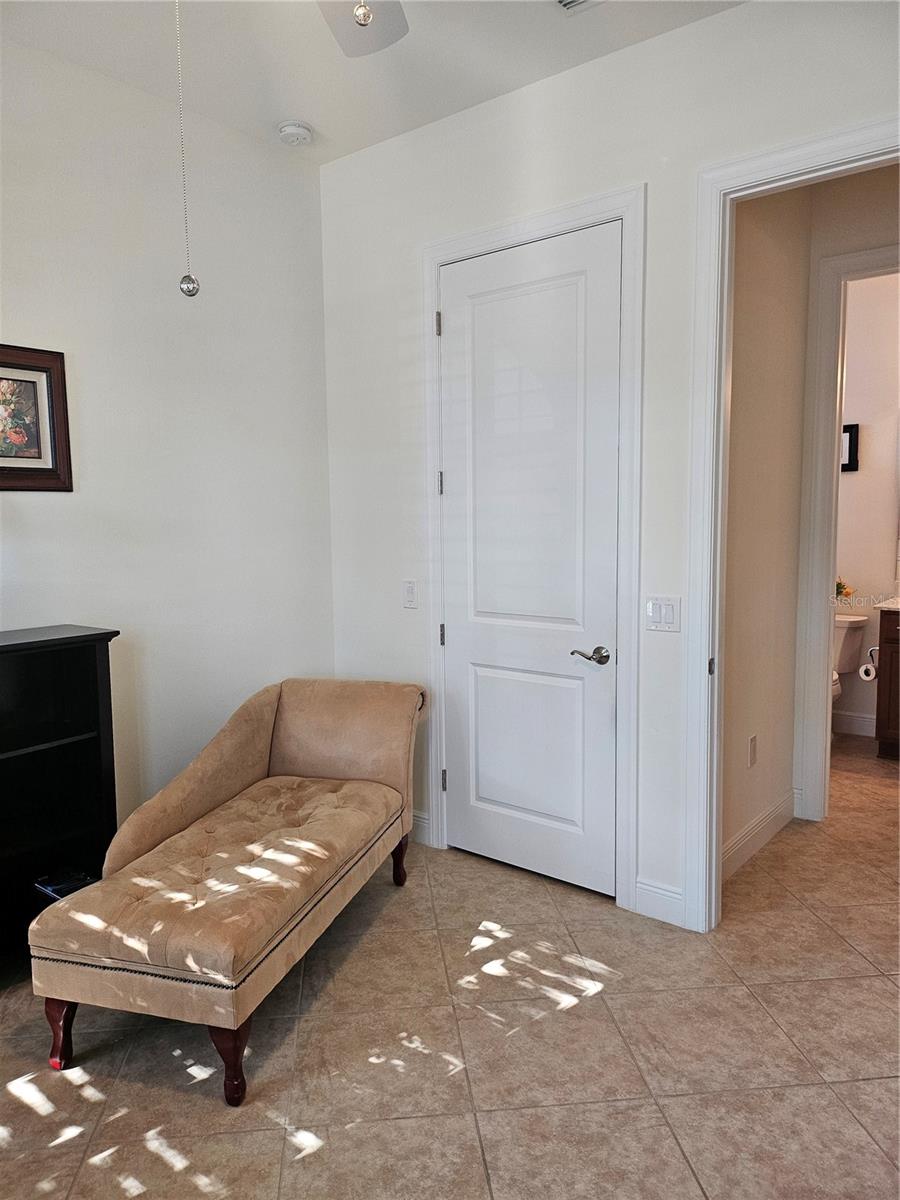 Image 21 of 48 For 1283 Manado Drive