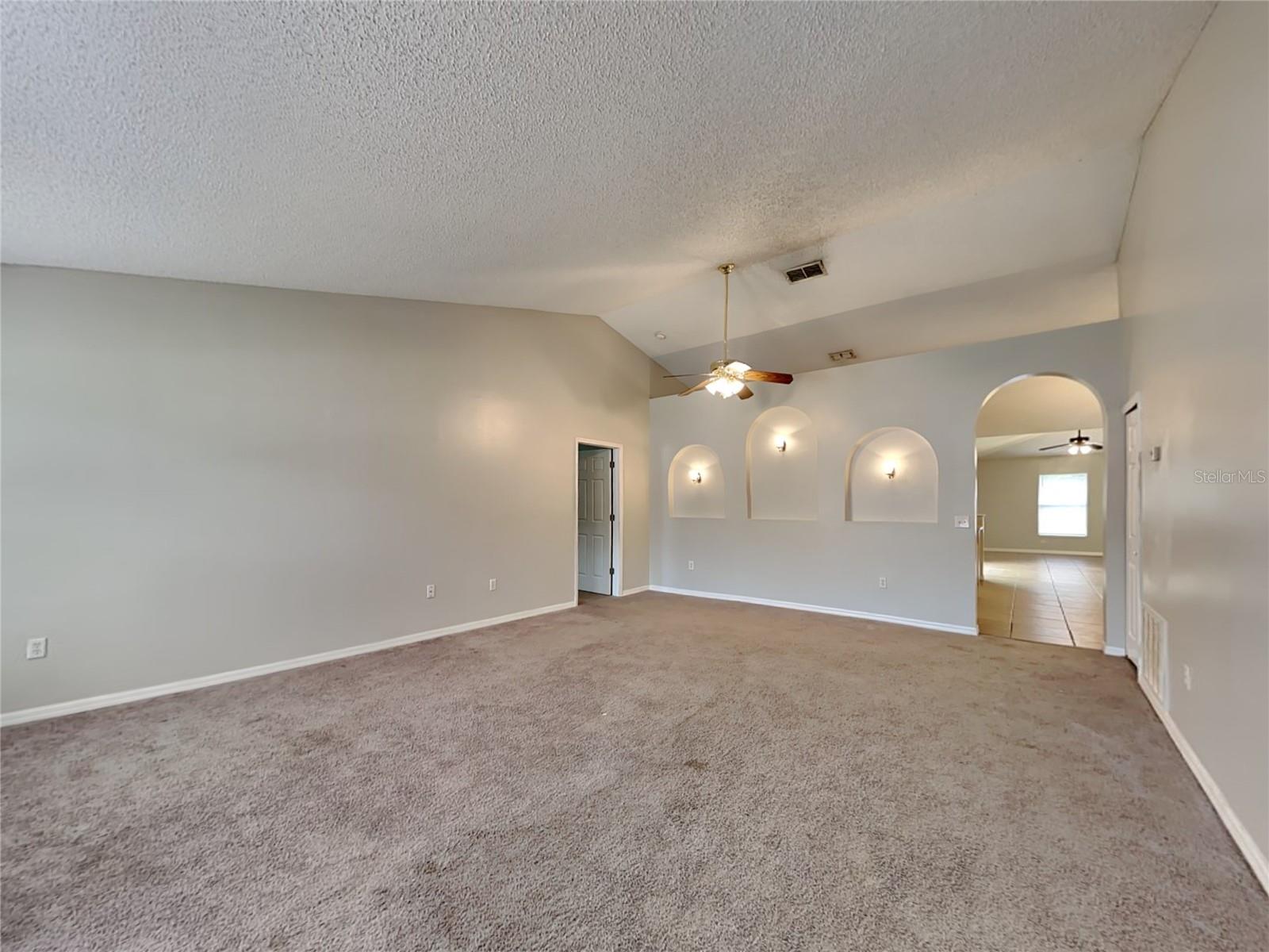 Image 3 of 18 For 3221 Utah Drive