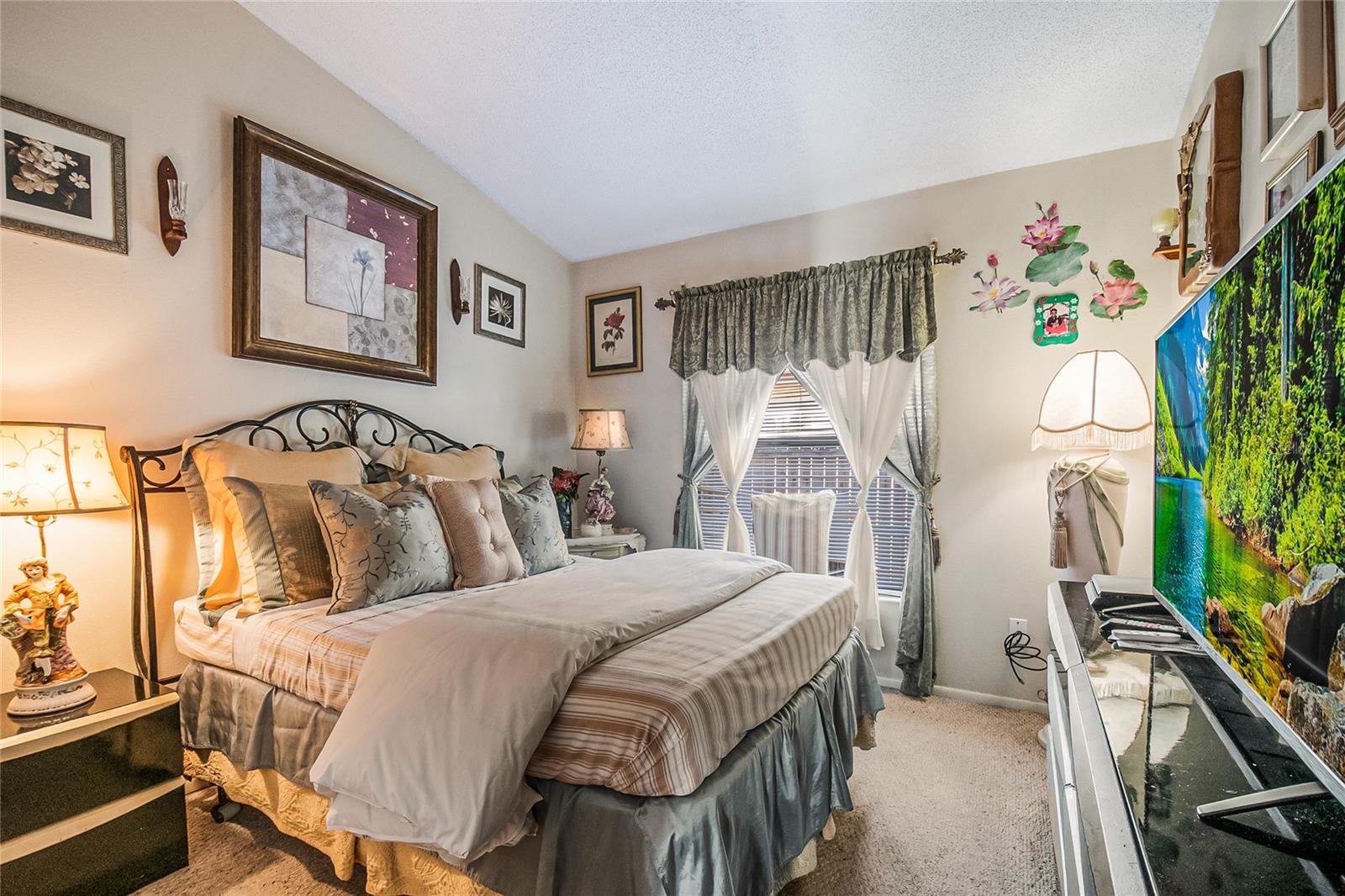 Image 24 of 27 For 7202 Edgewater Shores Court