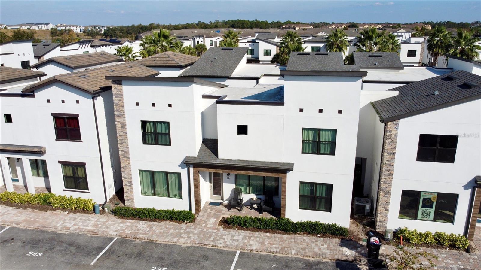 Image 43 of 47 For 235 Villa Domani Circle