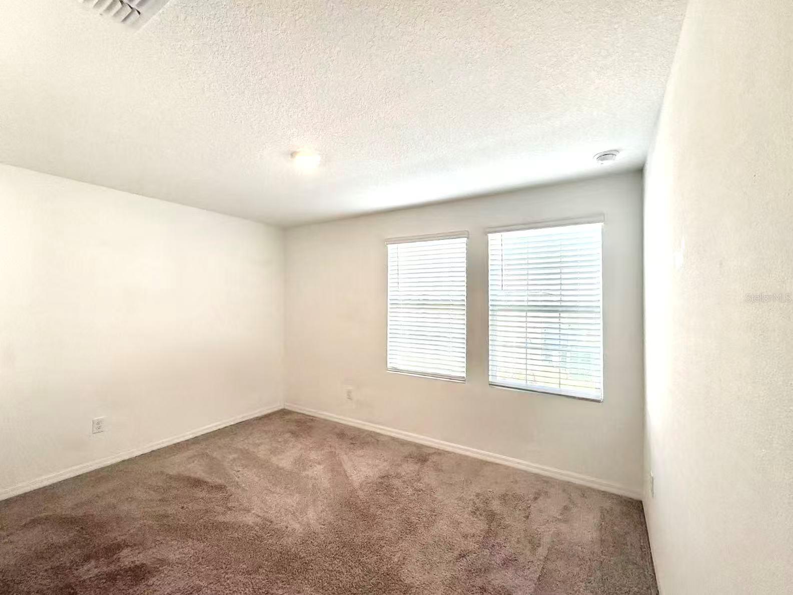 Image 12 of 19 For 2078 Derwent Drive