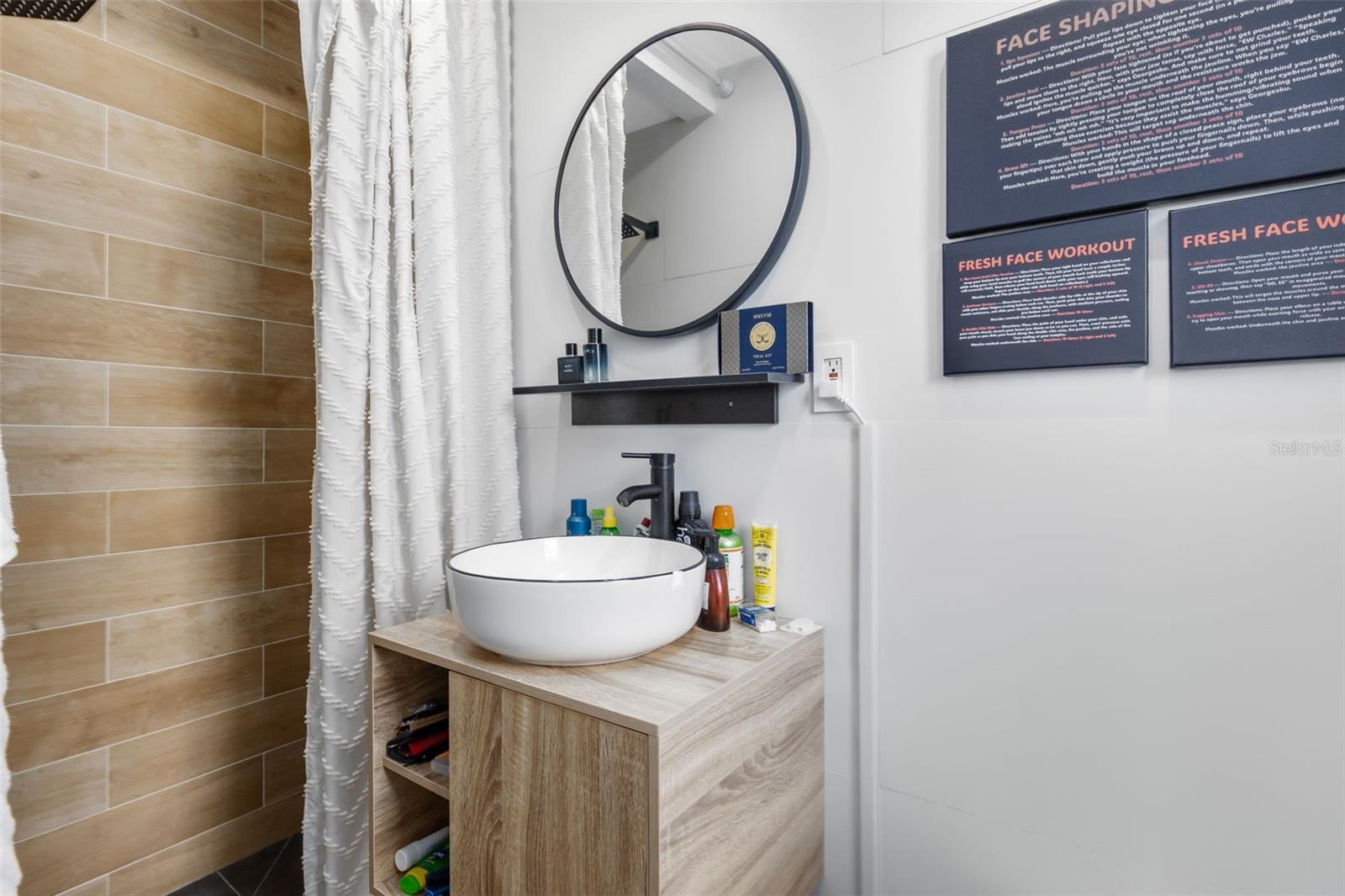 Image 11 of 28 For 424 Manhattan Avenue