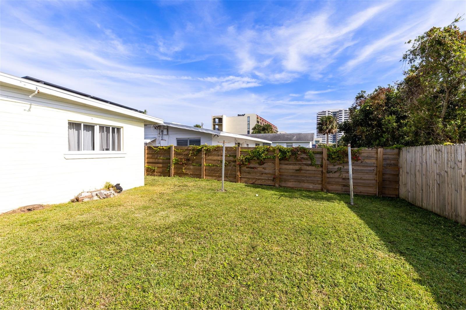 Image 18 of 28 For 424 Manhattan Avenue