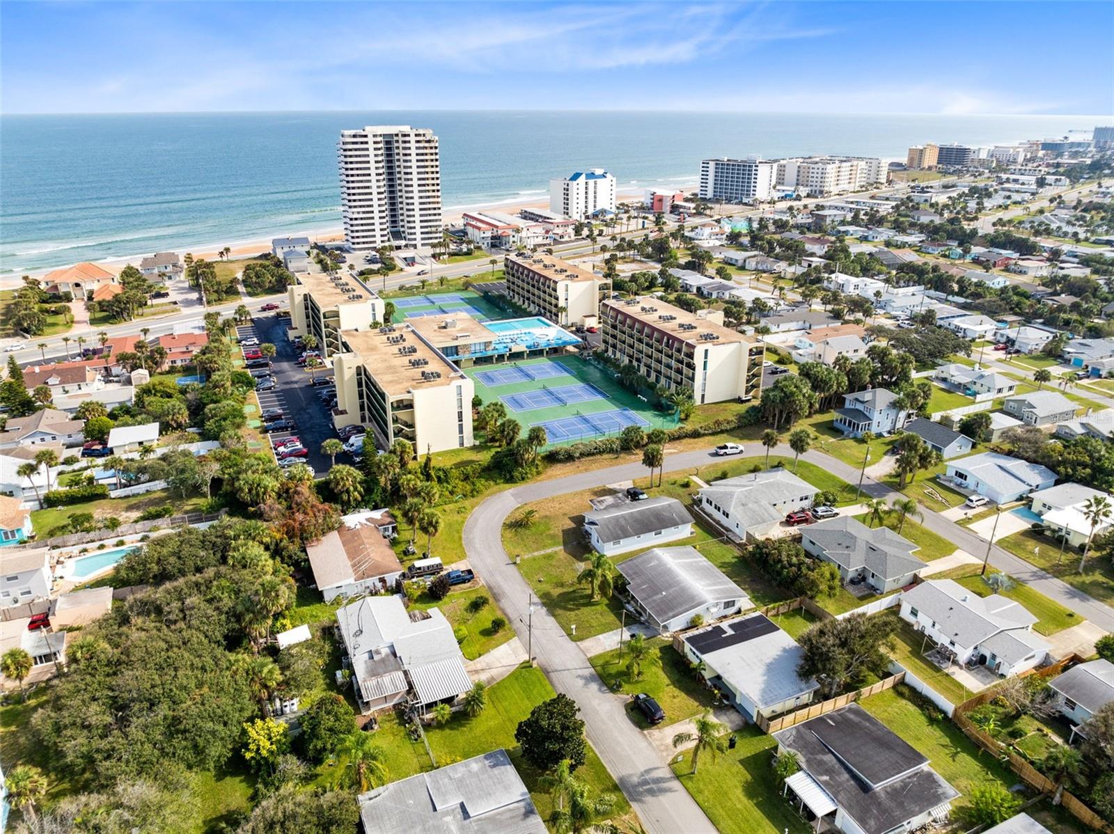 Image 26 of 28 For 424 Manhattan Avenue