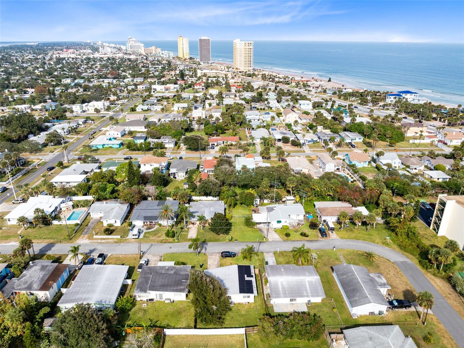 Image 28 of 28 For 424 Manhattan Avenue