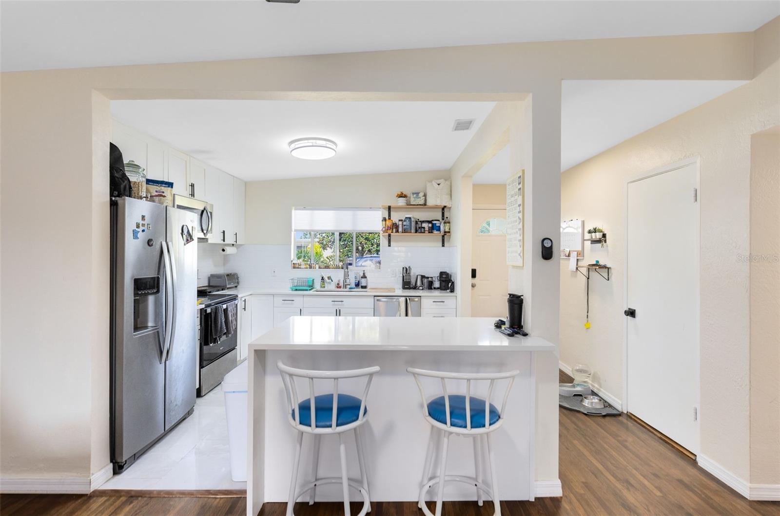 Image 5 of 28 For 424 Manhattan Avenue