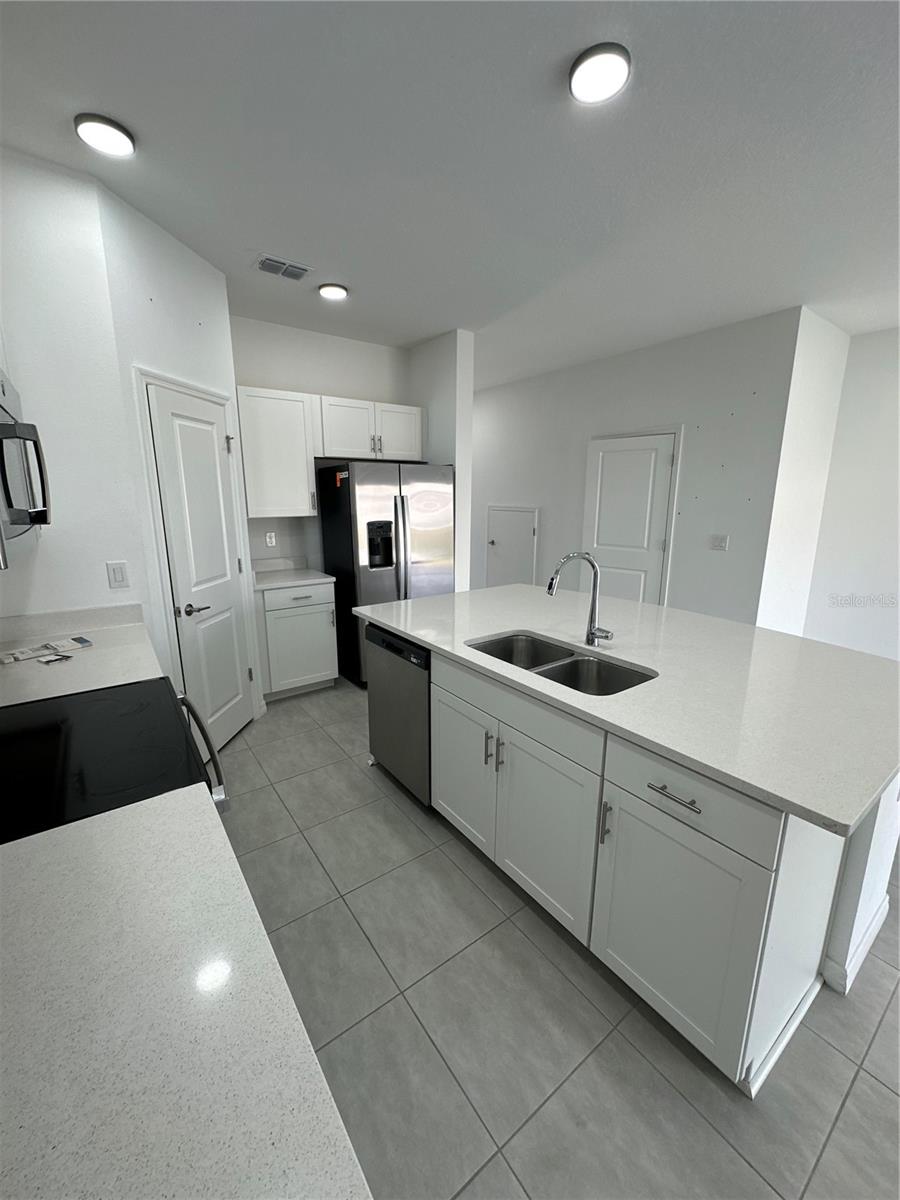 Image 9 of 21 For 5924 Whetstone Court