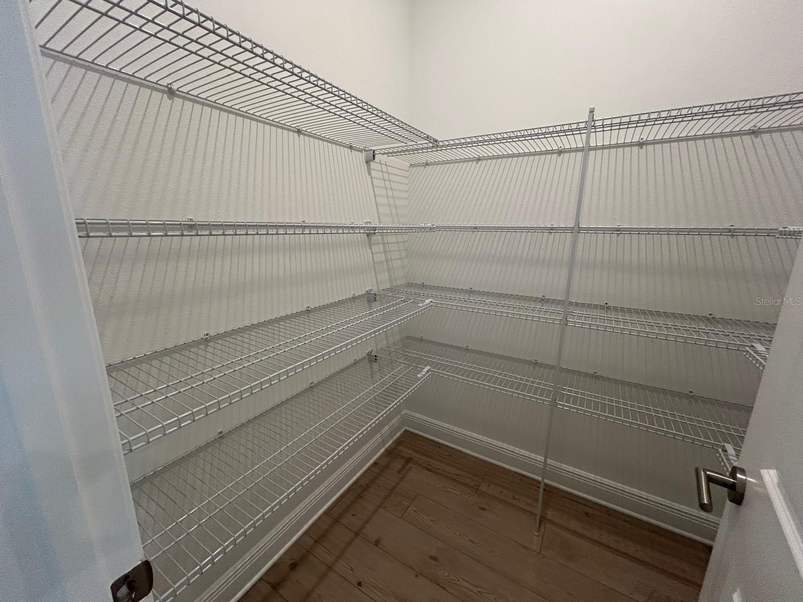 Image 11 of 55 For 13241 Tollcross Way