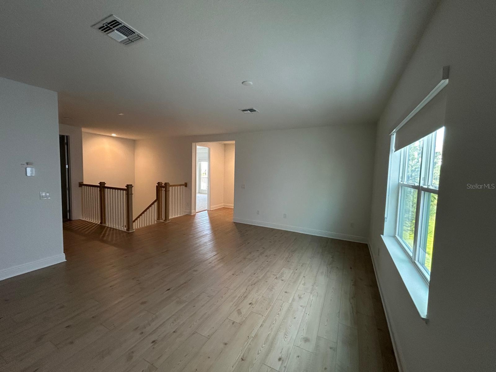 Image 27 of 55 For 13241 Tollcross Way