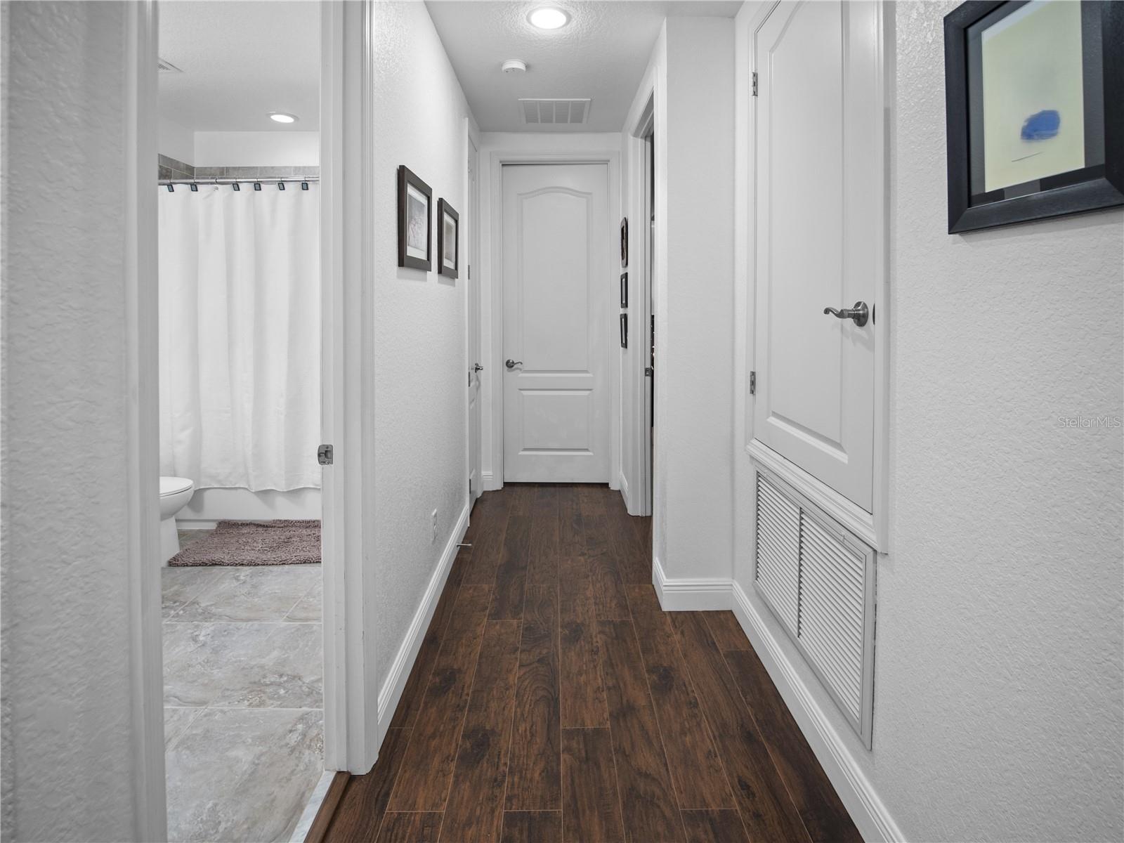 Image 13 of 32 For 10552 Belfry Circle