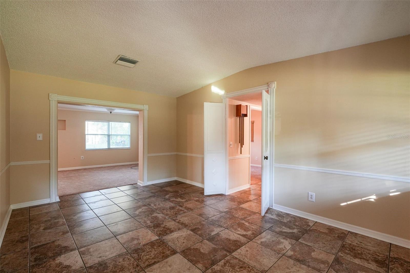 Image 6 of 22 For 10031 Union Park Drive