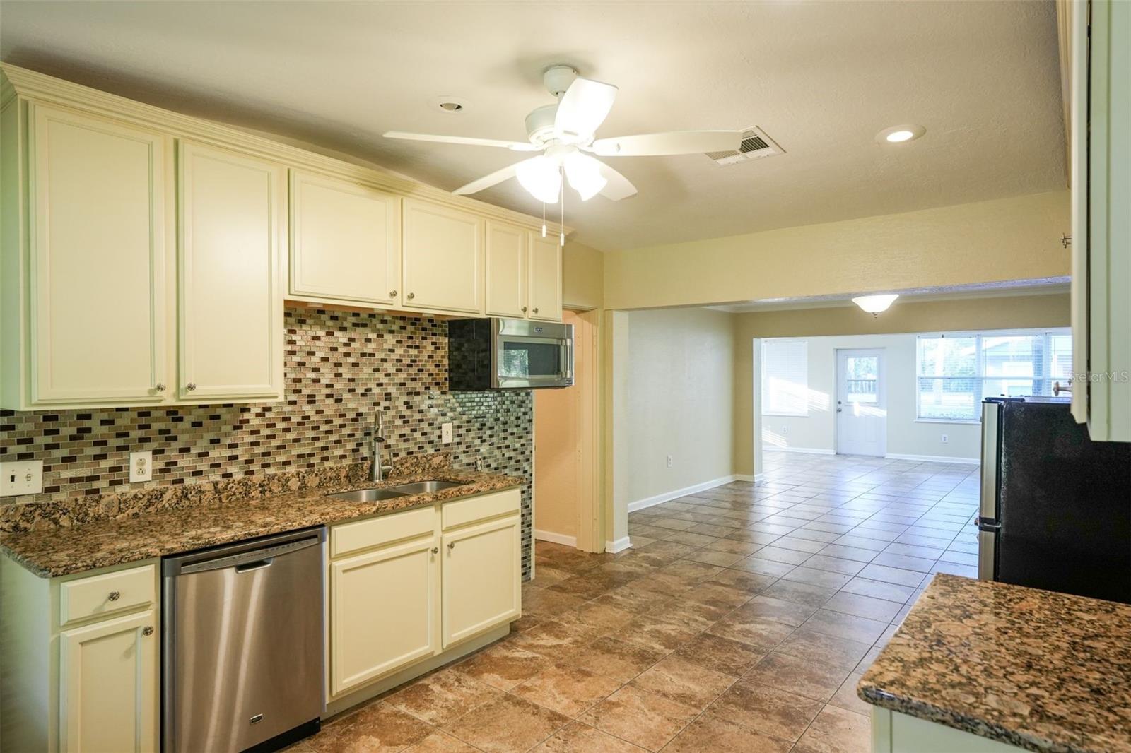 Image 7 of 22 For 10031 Union Park Drive