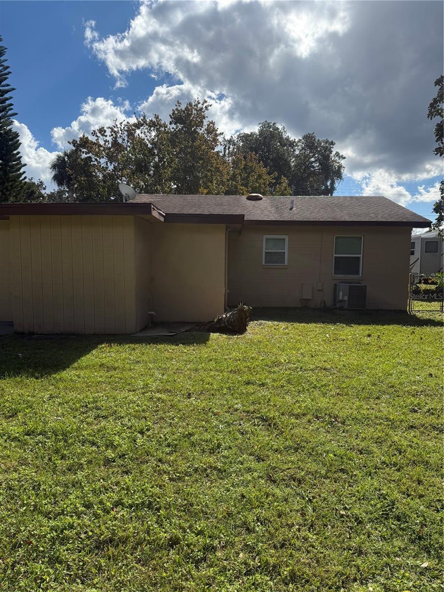 Image 11 of 46 For 305 Ann Street