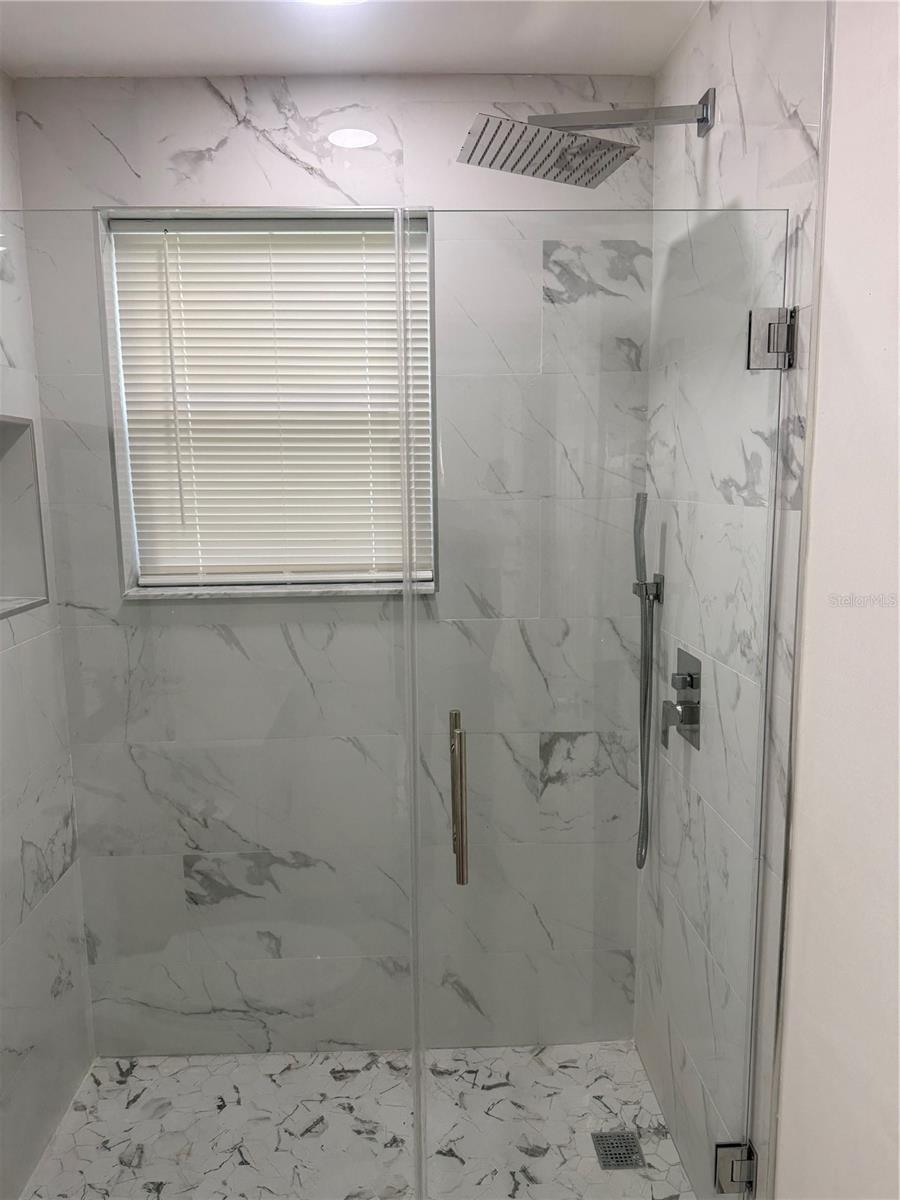 Image 13 of 46 For 305 Ann Street